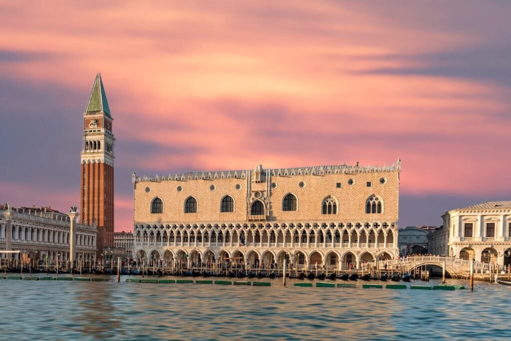 DOGE'S PALACE VENICE ITALY