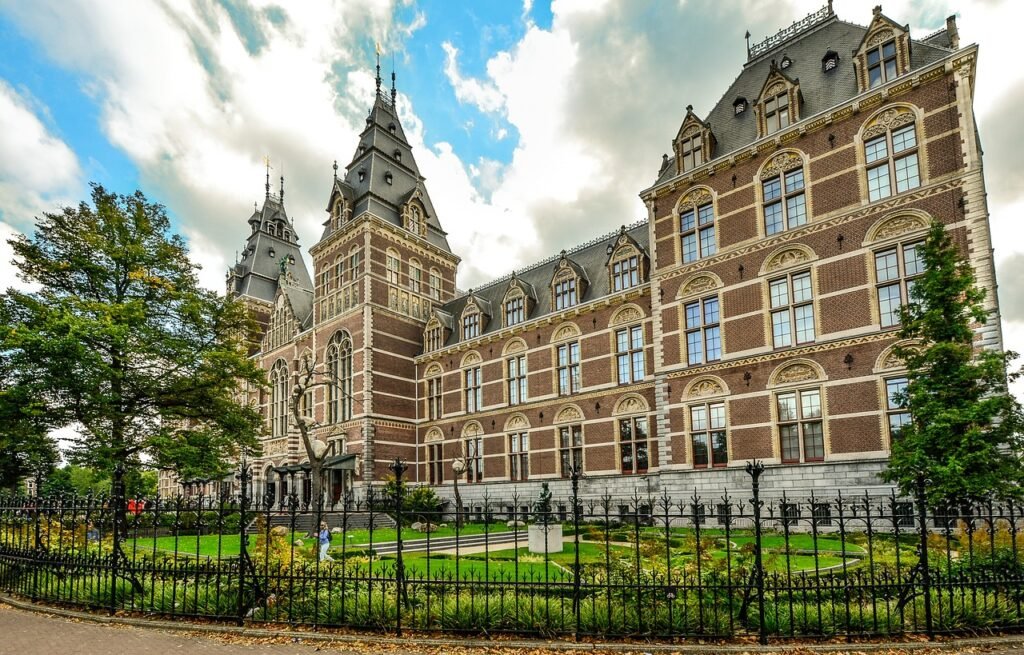 RIJKSMUSEUM AMSTERDAM