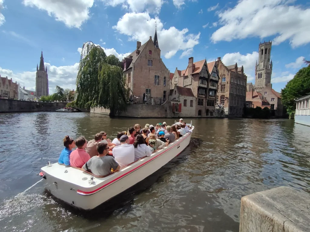 Bruges Small Group Boat Cruise and Guided Walking Tour