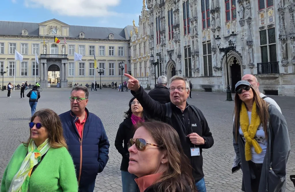 Bruges Small Group Boat Cruise and Guided Walking Tour