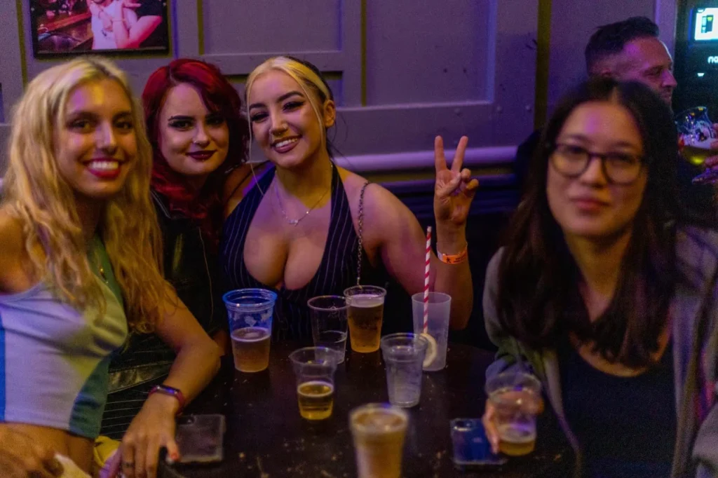 Brussels Pub Crawl and Nightlife Party Experience