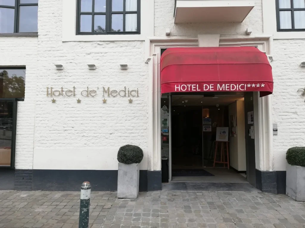 Golden Tulip Hotel de Medici