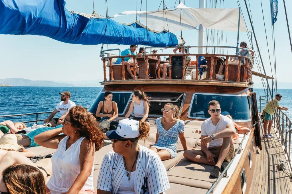 Luxury Cruise to Agistri, Moni & Aegina